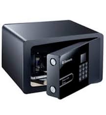 safedeposit box hotel