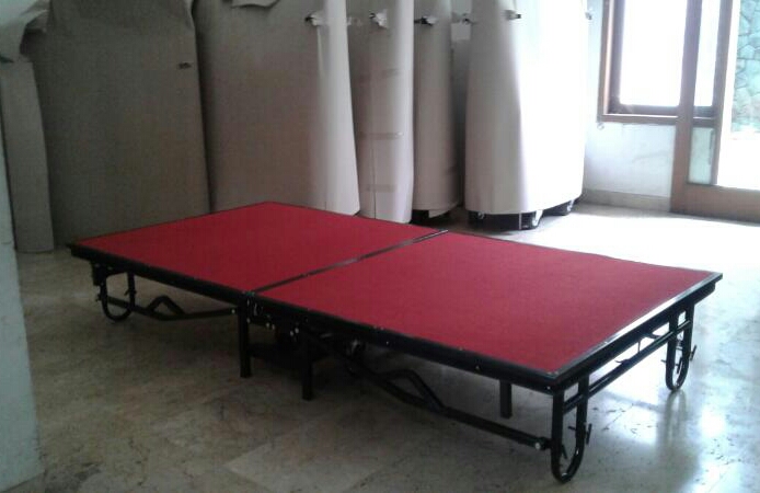 Panggung lipat hotel.